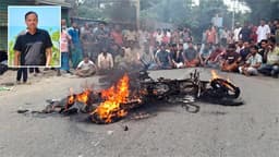 আড়াইহাজারে মাটি কাটা দ্বন্দ্বে বিএনপি নেতা খুন, সড়ক অবরোধ