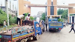 তিন দিনে শিল্পনগরীতে এলো পাঁচ লাখ চামড়া