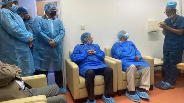 প্রধান উপদেষ্টা এভারকেয়ারে, খোঁজ নিলেন খালেদা জিয়ার স্বাস্থ্য পরিস্থিতি