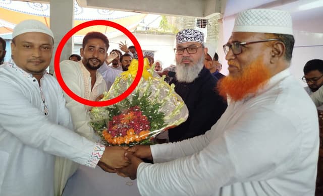 পিরোজপুরে বহিষ্কৃত স্বেচ্ছাসেবক দলের আহবায়কের জামায়াতে যোগদান, রাজনৈতিক চাঞ্চল্য