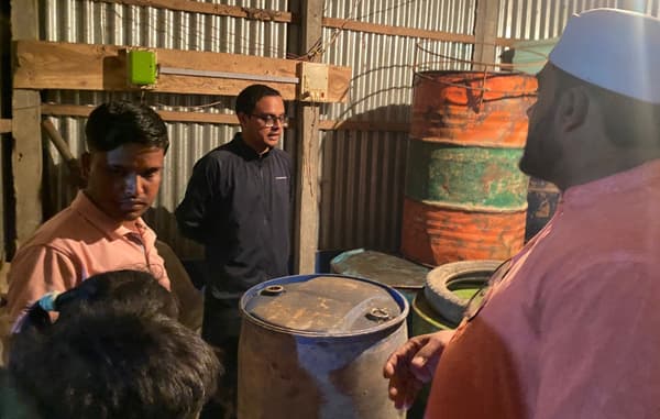 গোয়ালন্দে জ্বালানি তেলের অবৈধ মজুদের দায়ে ব্যবসায়ীকে জরিমানা