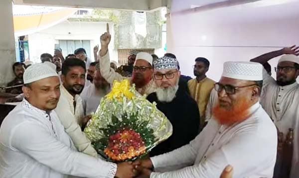 পিরোজপুরে জামায়াতে যোগ দিলেন বিএনপি ও জাতীয় পা‌র্টির ৫০ নেতাকর্মী
