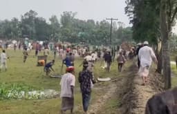 সংঘর্ষে রক্তাক্ত জলসুখা, বাড়িঘর-দোকানে লুটপাট, আহত ৪০
