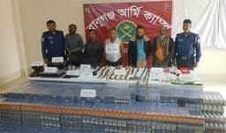 বরিশালে সেনা অভিযানে শীর্ষ সন্ত্রাসী গলাকাটা শহিদসহ গ্রেপ্তার ৫