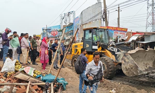 সরাইলে ঈদের আগেই অবৈধ দখল উচ্ছেদে প্রশাসন