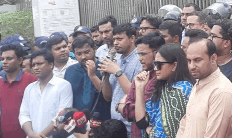 আইন উপদেষ্টা বিশ্বাসঘাতক, পদত্যাগের হুঁশিয়ারি এনসিপির