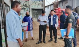 নাটোরে ফিড-মসলা মিলে বিএসটিআইয়ের অভিযান, জরিমানা