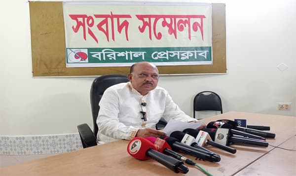 আইনজীবী সমাজকে কটূক্তি: ভুল স্বীকার করে ক্ষমা চাইলেন সাবেক এমপি ফরহাদ