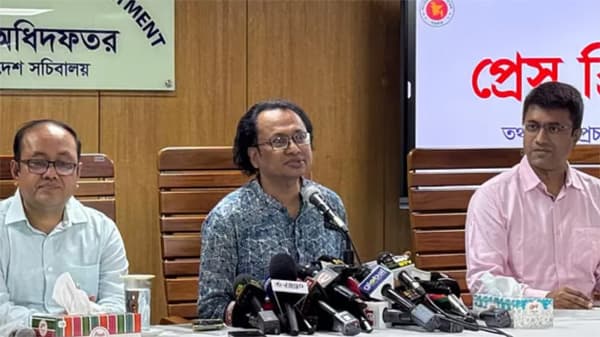 দলীয় পরিচয় নয়, ব্যক্তি হিসেবেই নির্বাচনের সুযোগ—উপদেষ্টা