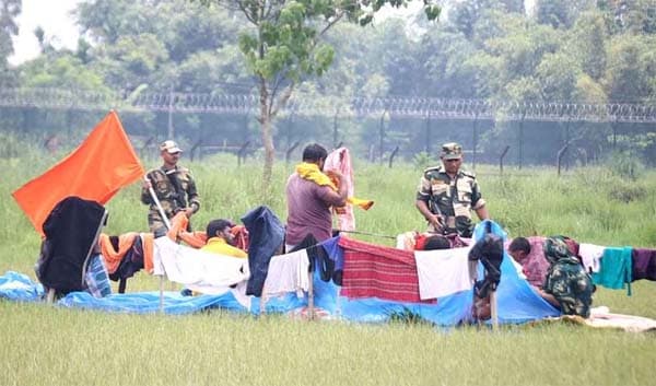 মুসলিম জনগোষ্ঠীকে জোরপূর্বক বাংলাদেশে ঠেলে পাঠাচ্ছে ভারত