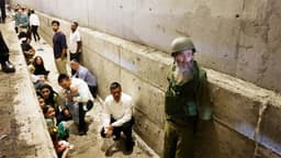 রাতভর ক্ষেপণাস্ত্রে ইসরায়েলে আতঙ্ক, আশ্রয়কেন্দ্রে লাখো মানুষ