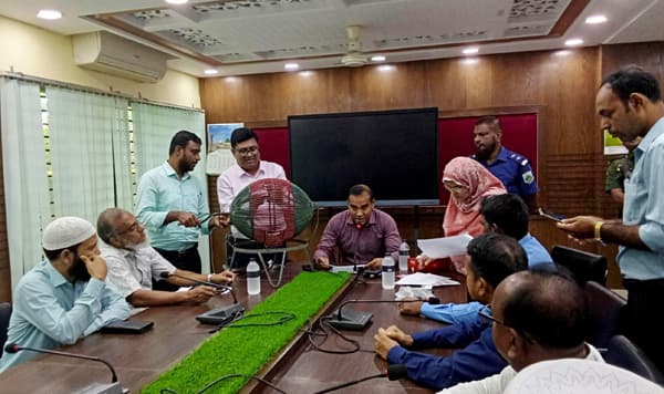 আত্রাইয়ে স্বচ্ছ লটারিতে ওএমএস ডিলার নিয়োগ সম্পন্ন