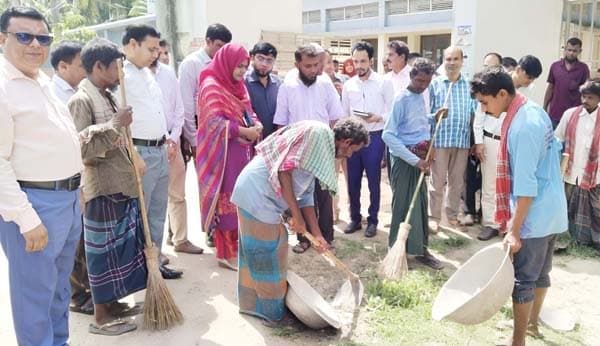 ধামইরহাটে স্বাস্থ্যসেবা ও পরিচ্ছন্নতা উদ্যোগ শুরু