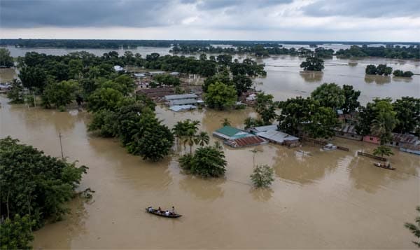 আগামী আটচল্লিশ ঘণ্টায় নয় জেলায় বন্যা পরিস্থিতির অবনতির শঙ্কা
