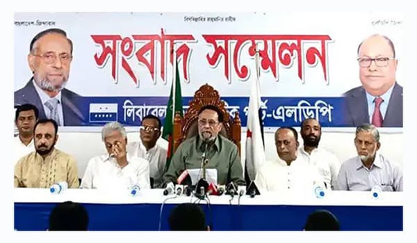 অন্তর্বর্তী সরকারের দুর্নীতি দাগ স্পষ্ট: অলি আহমদ