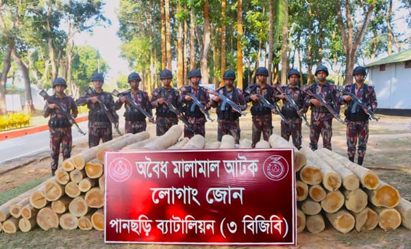 পানছড়িতে অবৈধ সেগুন কাঠ জব্দ, উদ্ধার ৯৬.৬২ ঘনফুট