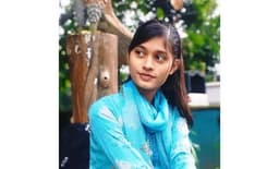 ভূরুঙ্গামারীতে সাংবাদিক কন্যার জিপিএ ৫ অর্জন