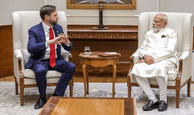 ‘আশঙ্কাজনক’ গোয়েন্দা তথ্য : যুদ্ধ বন্ধে হোয়াইট হাউস থেকে মোদিকে ফোন 