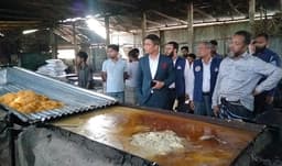 ভূরুঙ্গামারীতে অনুমোদনবিহীন লাচ্ছা উৎপাদনে কুমিল্লা বেকারিকে জরিমানা