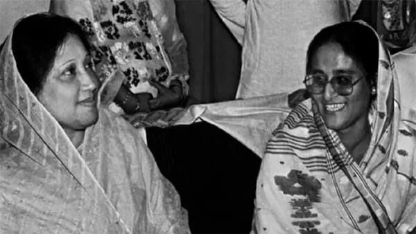 খালেদা জিয়ার মৃত্যুতে রাজনীতিতে অপূরণীয় ক্ষতি: শোকবার্তায় শেখ হাসিনা