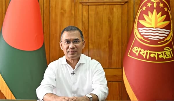 ঈদের ছুটিতেও সচিবালয়ে প্রধানমন্ত্রী, চলমান দাপ্তরিক কার্যক্রম