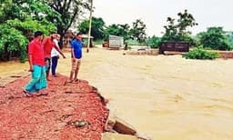 উজানের ঢল টানা বৃষ্টিতে সিলেটজুড়ে ভয়াবহ বন্যা পরিস্থিতির আশঙ্কা