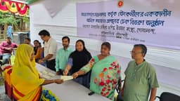দৌলতদিয়ায় অসহায় যৌনকর্মীদের এককালীন আর্থিক সহায়তা প্রদান