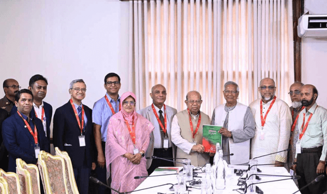 স্বাস্থ্যখাত সংস্কারে নতুন সুপারিশ: দরিদ্রদের জন্য বিনামূল্যে চিকিৎসাসেবা