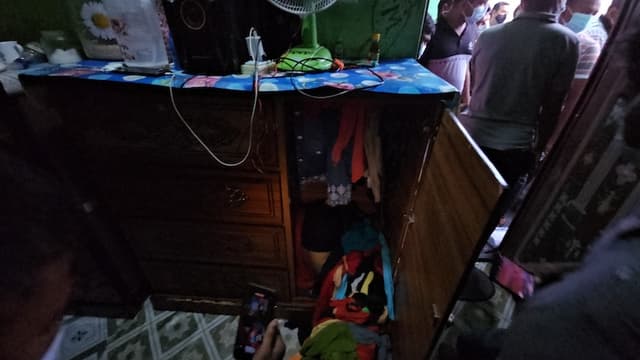 দৌলতদিয়ায় ওয়ারড্রপে মিলল নারীর মরদেহ, গলায় মোবাইল চার্জার জড়ানো