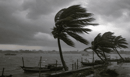 ঘণ্টায় ষাট কিলোমিটার বেগে ঝড়ের পূর্বাভাস আবহাওয়া অধিদপ্তরের