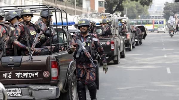 ঢাকায় বিজিবি মোতায়েন, বিমানবন্দর ও গুরুত্বপূর্ণ স্থানে নজরদারি
