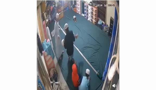 চাটখিলে তাহাজ্জুদের নামাজরত অবস্থায় ১২ বছরের মাদরাসাছাত্রের মৃত্যু