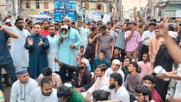 মৌলভীবাজারে 'আওয়ামী লীগ নিষিদ্ধের' দাবিতে উত্তাল বিক্ষোভ