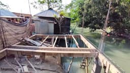 রাজাপুরে সরকারি খাল দখলে পাকা ভবন নির্মাণ! ভাঙার নির্দেশ প্রশাসনের