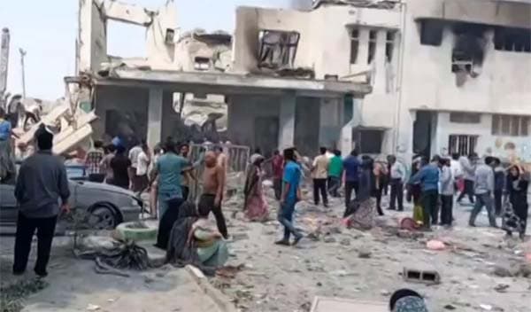 ইরানের স্কুলে বিমান হামলায় নিহত বেড়ে ৫১