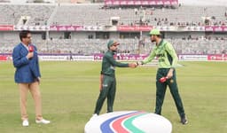 টসে জিতে পাকিস্তানকে ব্যাটিংয়ে পাঠাল বাংলাদেশ