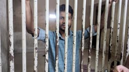 ধানমন্ডি থেকে আটক রিকশাচালক আজিজুর জামিনে মুক্ত