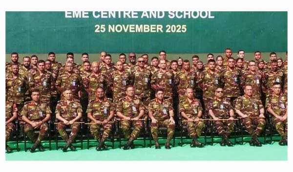 ভবিষ্যৎ চ্যালেঞ্জের প্রস্তুতির নির্দেশ সেনাপ্রধানের