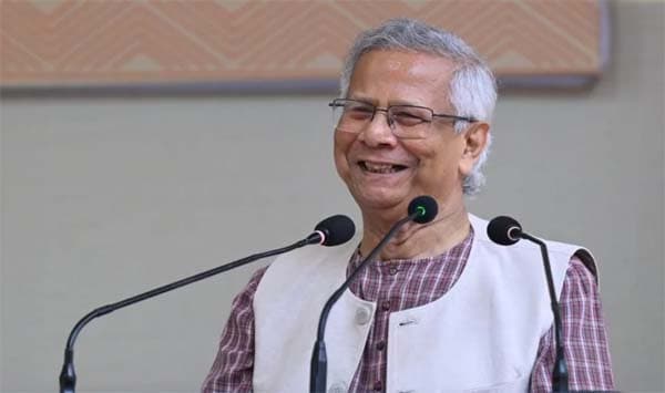 পরনির্ভরতা ছাড়িয়ে স্বনির্ভর হওয়ার পথে বাংলাদেশ: প্রধান উপদেষ্টা