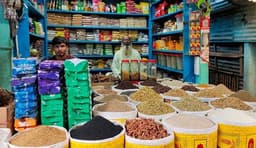জিরা-এলাচে মূল্য পতন, মসলার দামে স্বস্তি