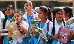 এনসিটিবির ব্যর্থতায় বই ছাড়াই ক্লাসে শিক্ষার্থীরা