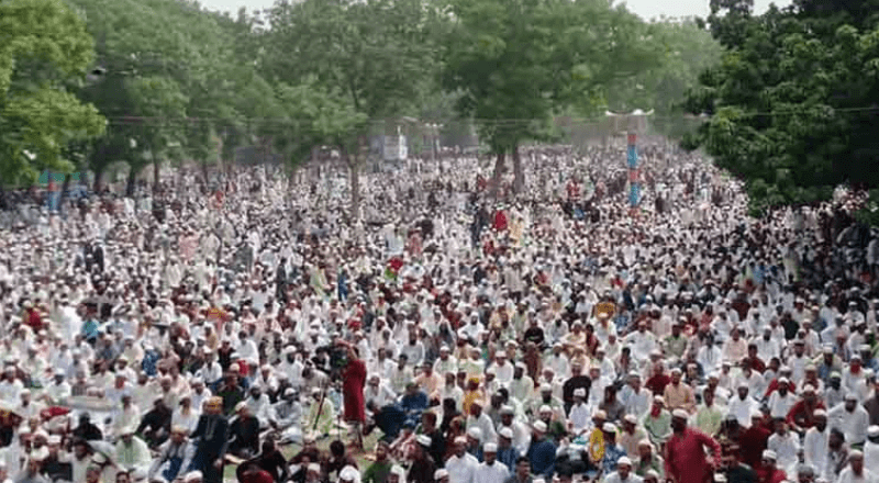 শোলাকিয়ায় ১৯৮তম ঈদ জামাত সম্পন্ন  