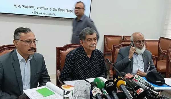 শিক্ষা উপদেষ্টাকে এক কোটি টাকার ঘুষ প্রস্তাব!
