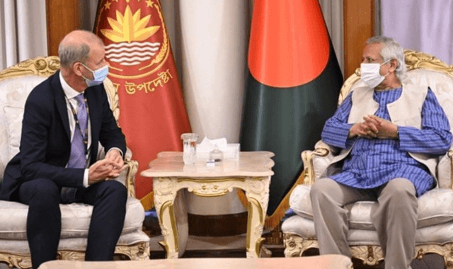 বাংলাদেশের আর্থিক সংস্কারে ইউনূসের প্রশংসা করলেন বিশ্বব্যাংক ভাইস প্রেসিডেন্ট