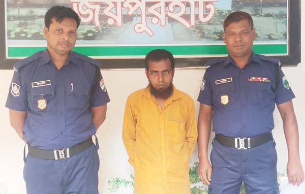 পাঁচবিবিতে শিশুকে ধর্ষণচেষ্টার অভিযোগ, কারাগারে অভিযুক্ত
