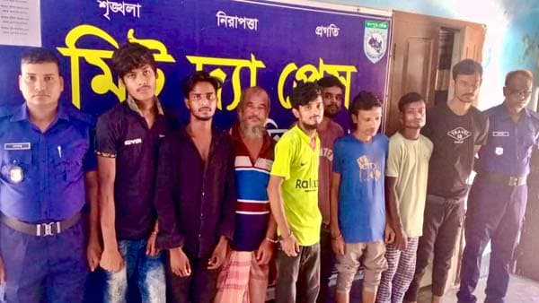 হিলিতে পুলিশের বিশেষ অভিযানে আটজন গ্রেফতার, পাঁচজনের কারাদণ্ড