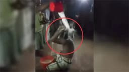 জামায়াতের ওপর ক্ষোভ, দুধ দিয়ে গোসল করে সমর্থন ছাড়লেন ফারুক