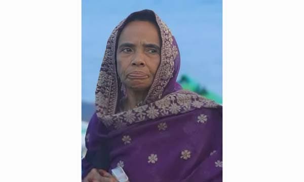 রিকশার চাকায় ওড়না পেঁচিয়ে নারীর প্রাণহানি