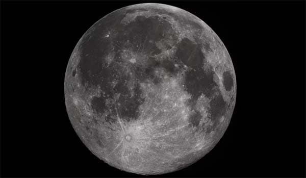 চাঁদে নতুন খনিজ আবিষ্কার, প্রযুক্তিতে আসতে পারে বড় পরিবর্তন