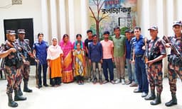 কুলাউড়া সীমান্ত দিয়ে ১০ বাংলাদেশিকে ঠেলে পাঠাল বিএসএফ